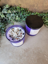 Load image into Gallery viewer, Gemini Zodiac Candle 9.5oz - Treasures of The Moon