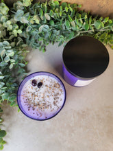 Load image into Gallery viewer, Capricorn Zodiac Candle 9.5oz - Treasures of The Moon