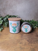 Load image into Gallery viewer, Bookish Candles: Aelin from Throne of Glass